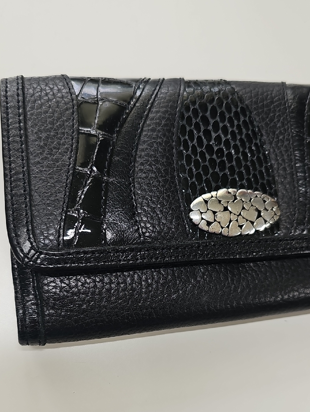 Brighton Leather Trifold Checkbook Wallet, Textured Black Silver Hearts